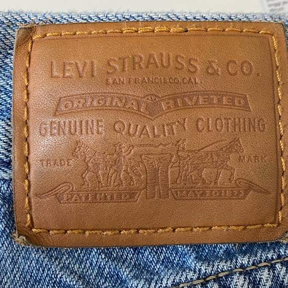 Vintage Big E 80s Levi’s Mom Jeans - Picture 15 of 16